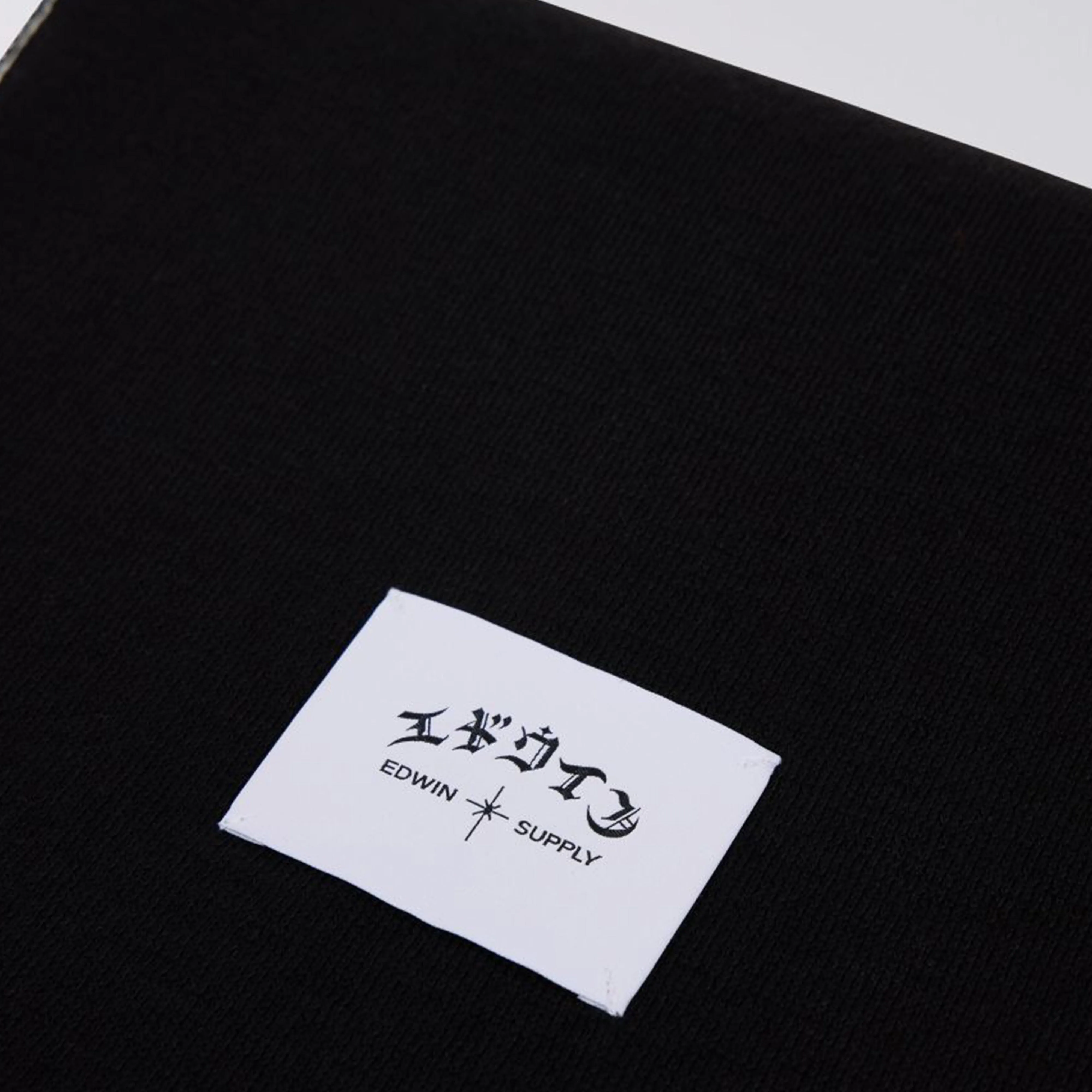 Edwin Graphic Scarf Knit - Black Garment Washed