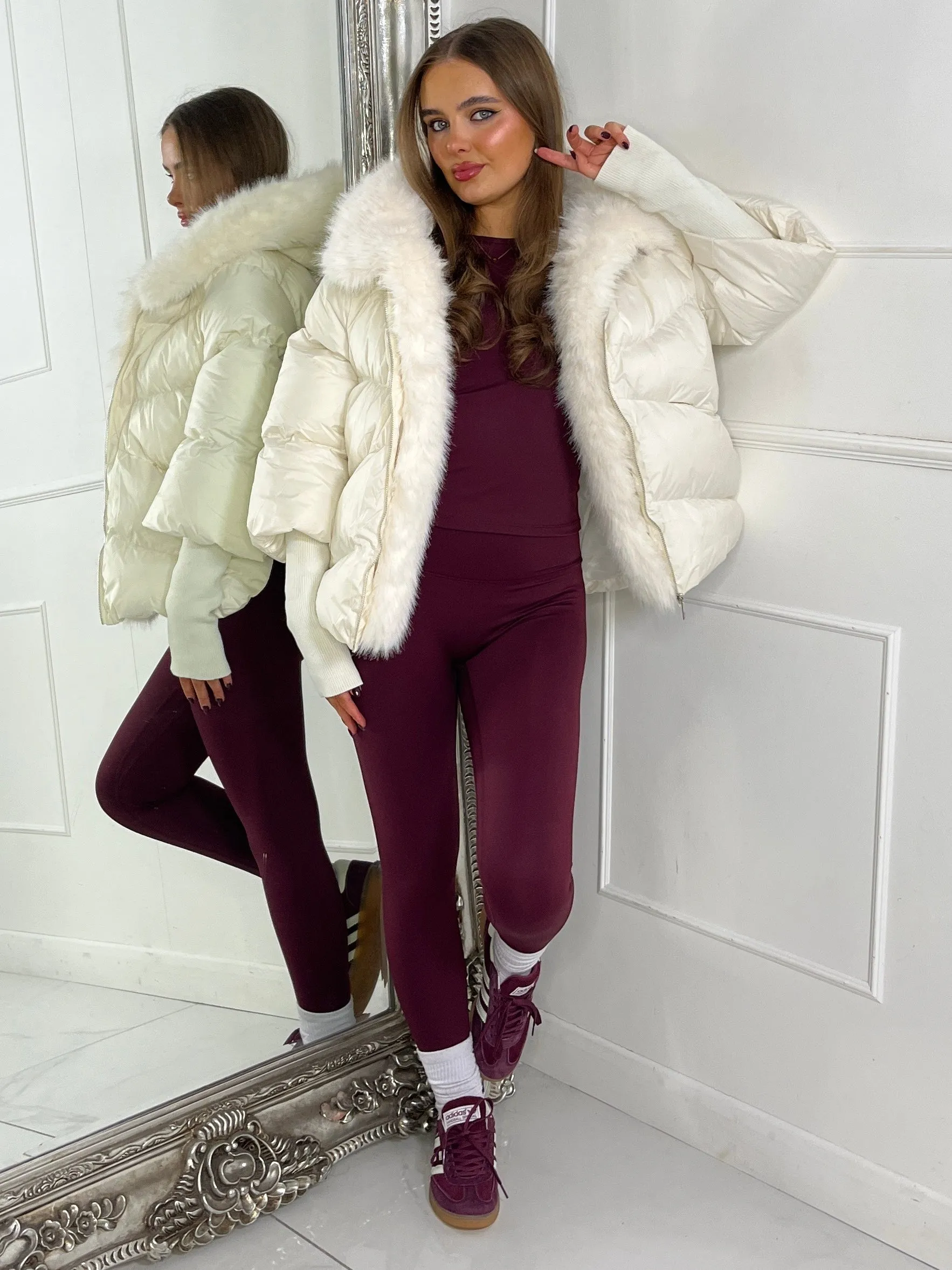 hooded puffer coat with faux fur trim - Cream
