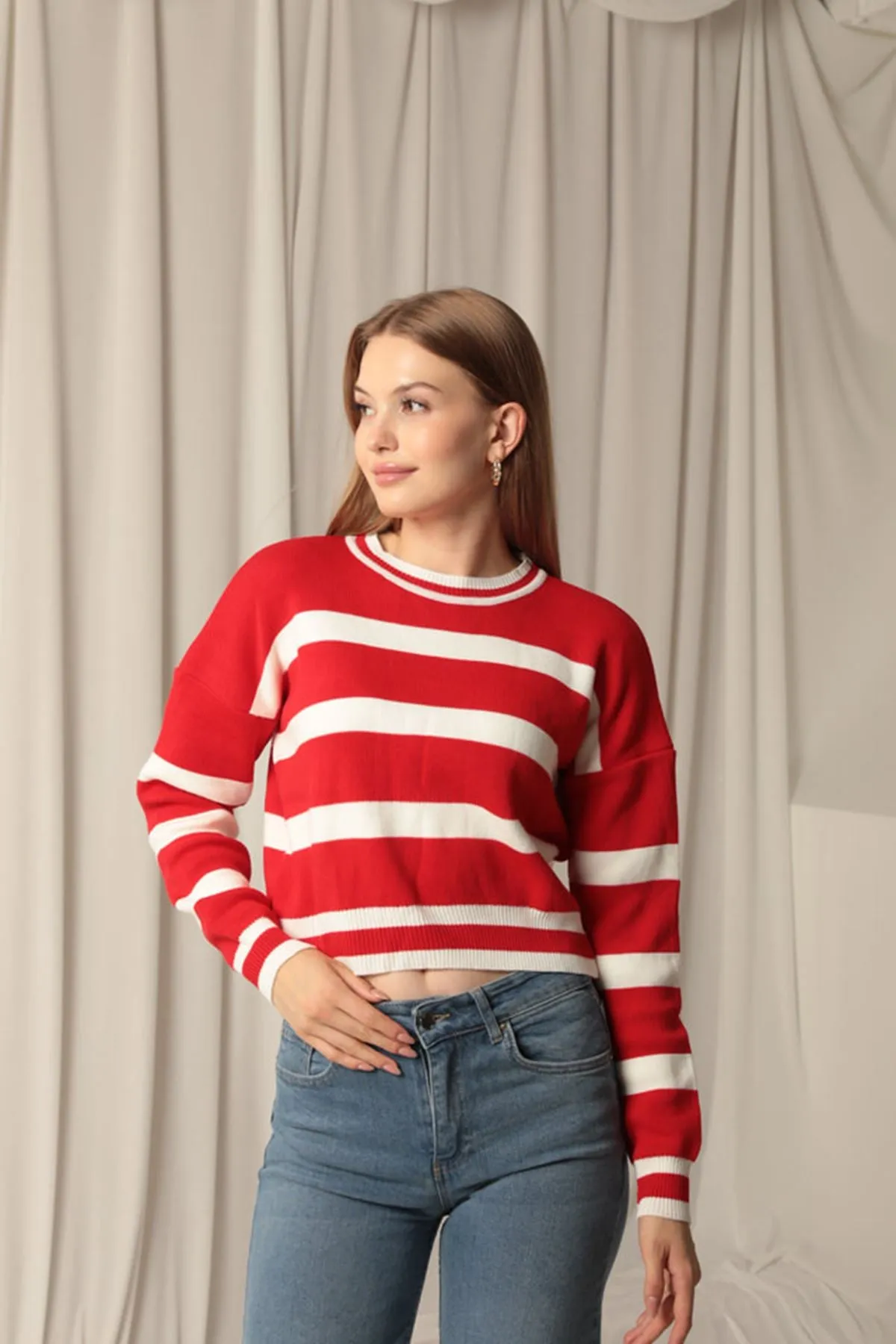 KKT Knitwear Fabric Striped Women's Red Sweater - Tottenham