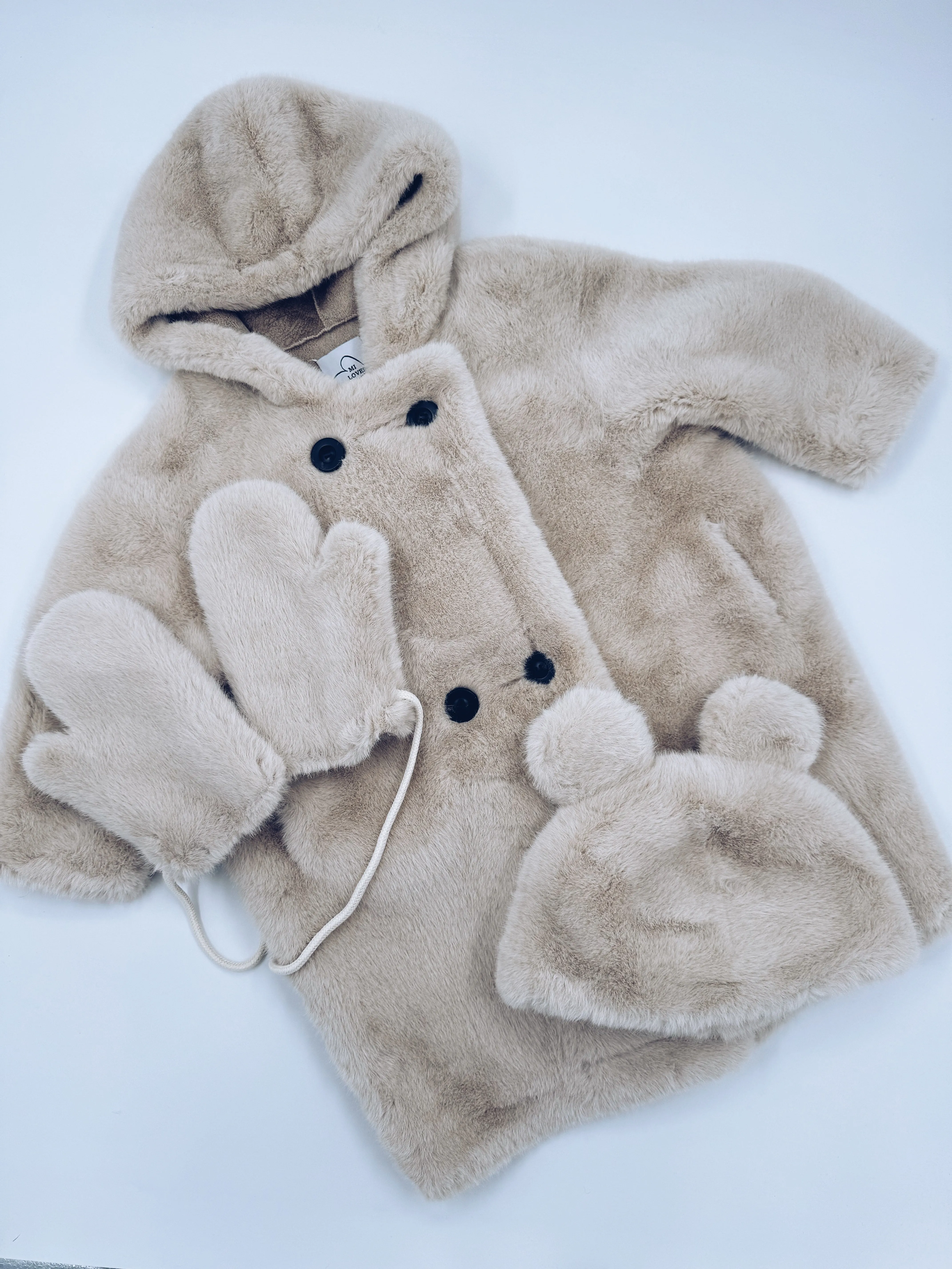 MI LOVES Signature Cream Bear coat 3 piece set.