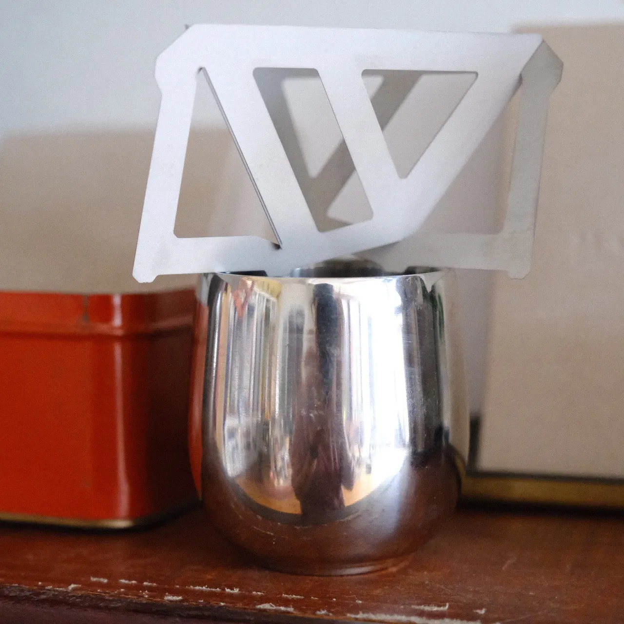 Munieq Tetra Coffee Dripper W/ Leather Pouch