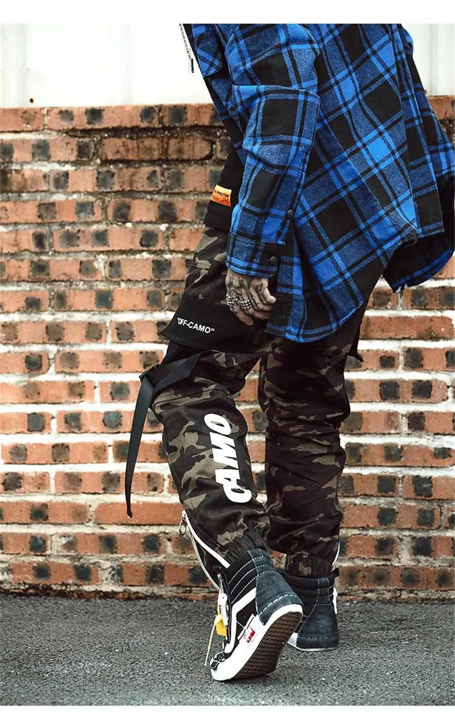 UB "Camo Cargo"