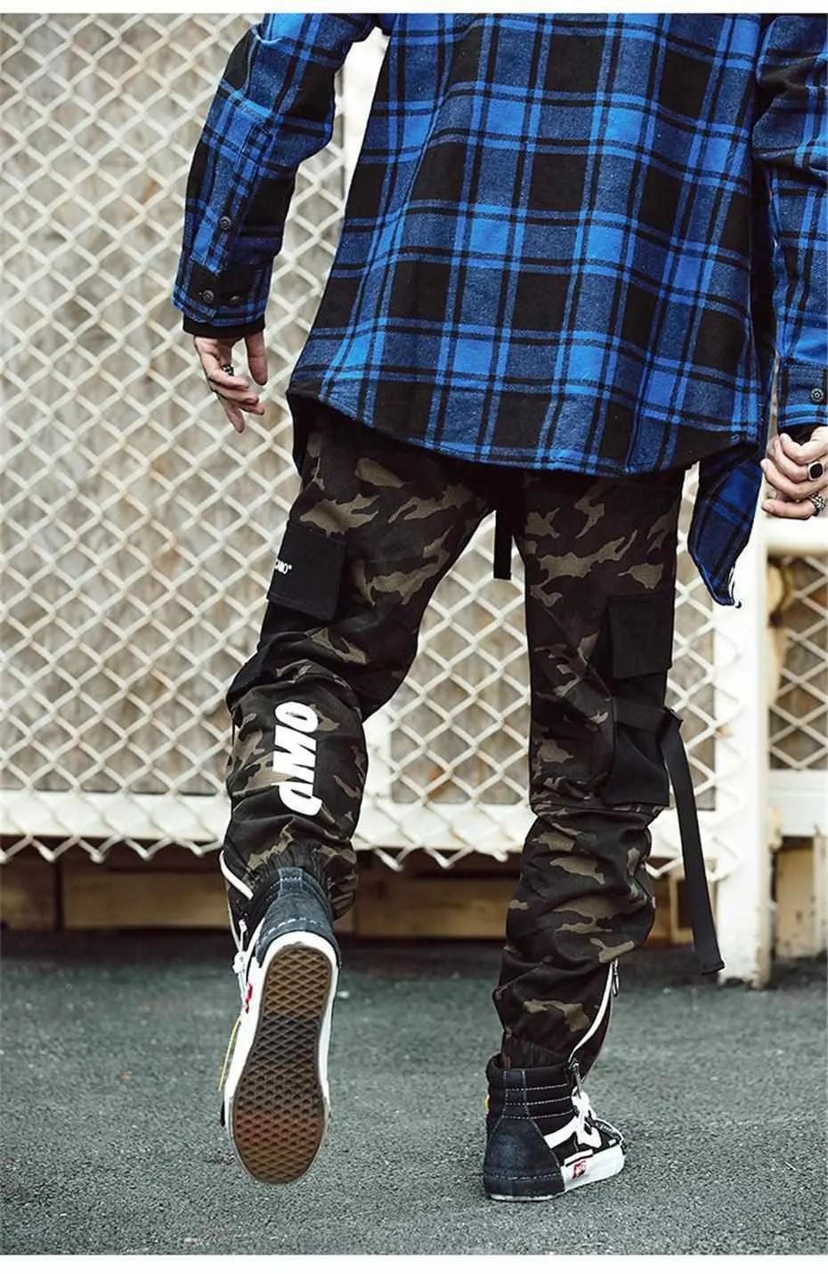 UB "Camo Cargo"