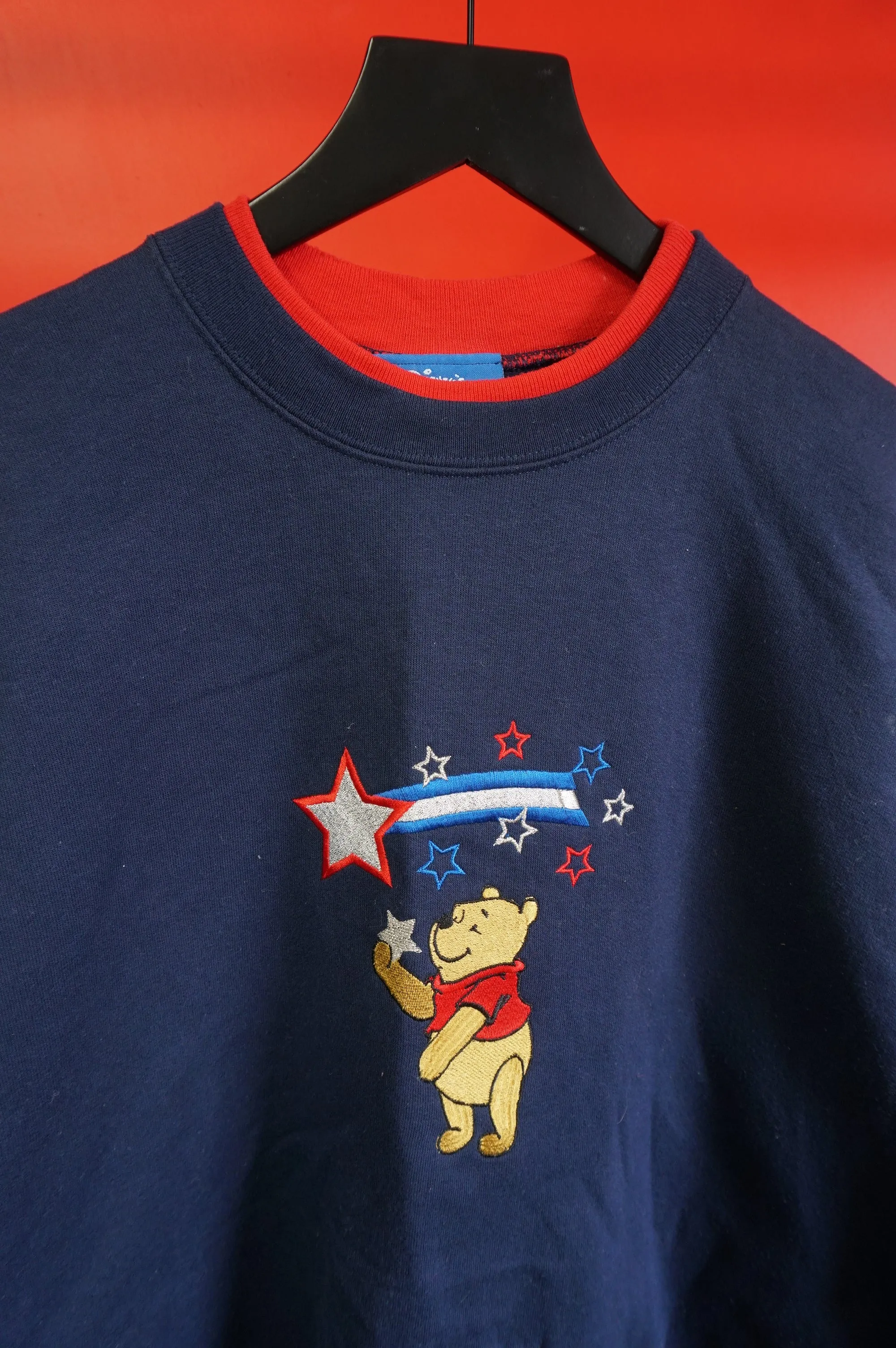 (XL) Vtg Patriotic Pooh Crewneck